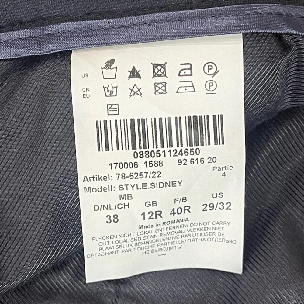 Brax Sidney Pant in Navy Blue 5 Pocket 29/32 - Picture 15 of 16